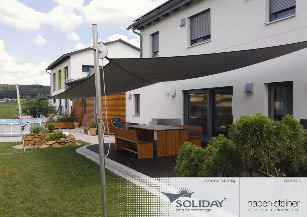 SOLIDAY M - manuell aufrollbares Sonnensegel  2